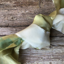 Load image into Gallery viewer, Bunch of Pale Gold &amp; Ivory Silk Ribbons